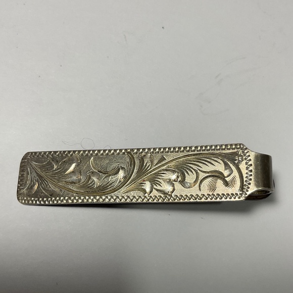 Vintage Sterling Silver Etched Tie Clip. 2 inches long - Picture 1 of 5